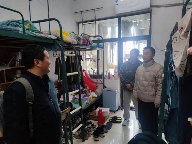 圖示, 示意圖

中度可信度描述已自動生成:ver1